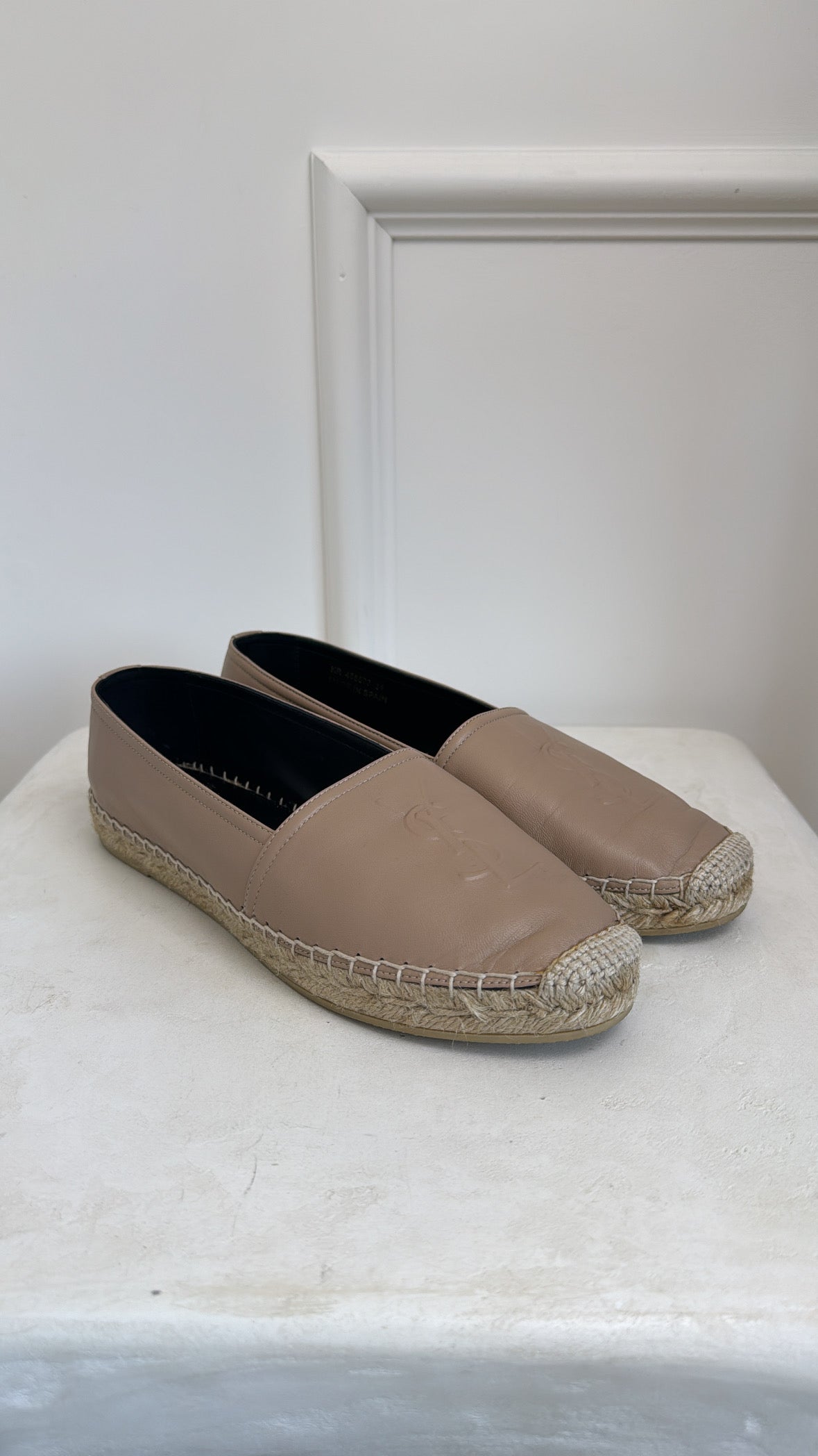 Lay-By payment 1/4 Saint Laurent Beige Leather Logo Espadrilles, 38