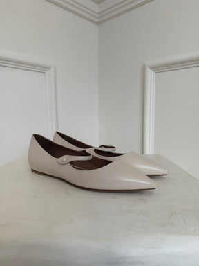 Tabitha Simmons Cream Leather Pointed Flats, 37.5