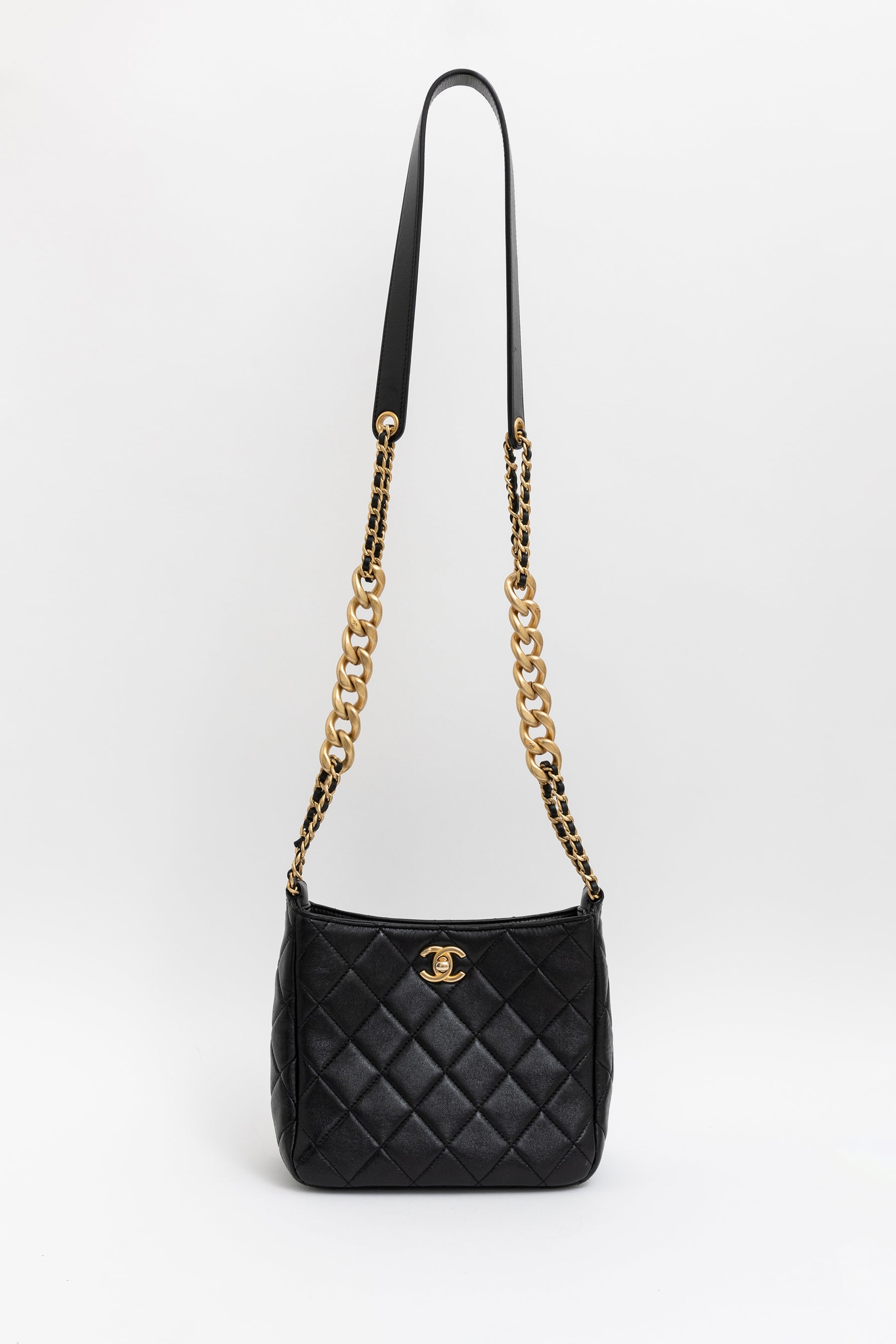 Quilted Chain Hobo Bag