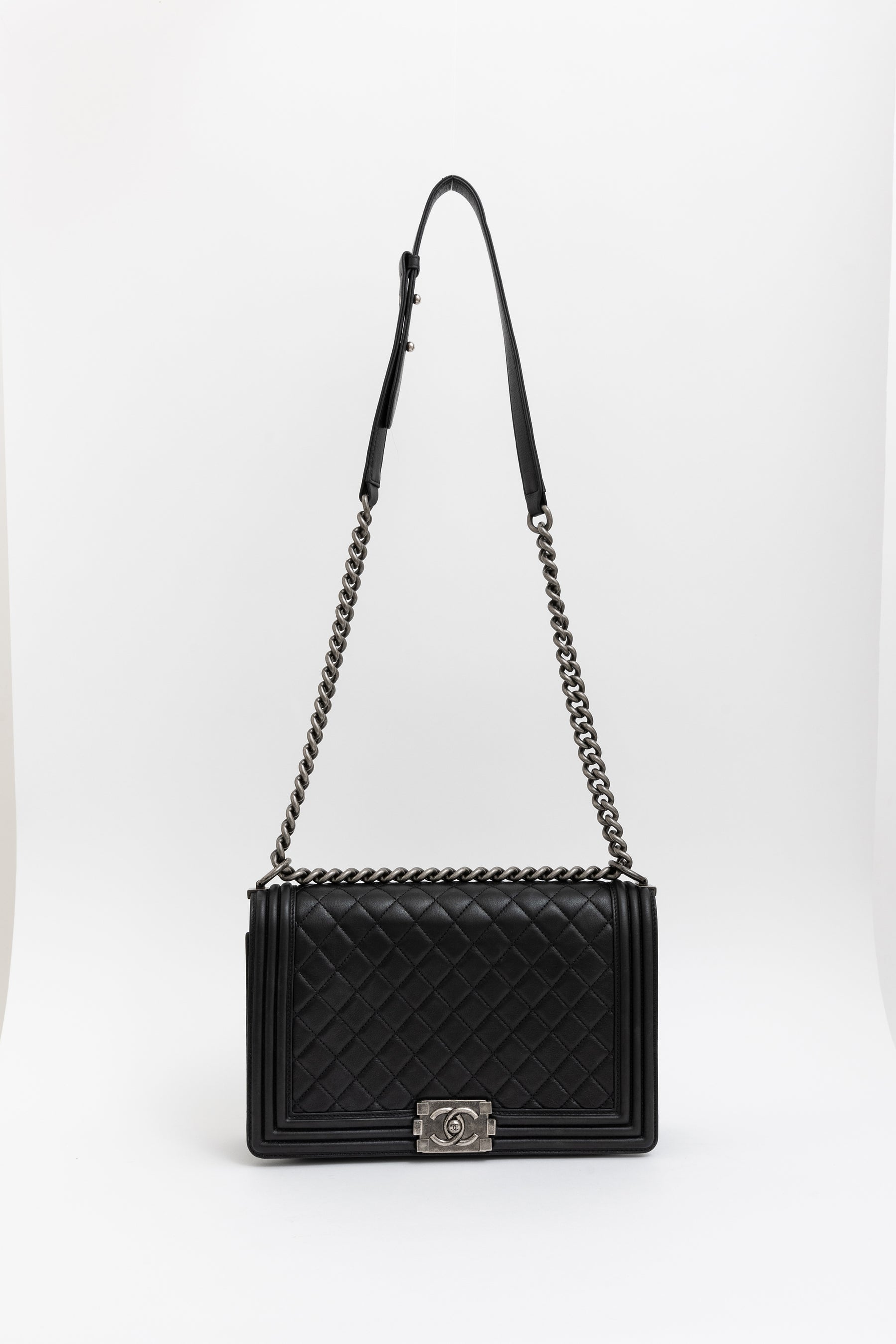 Timeless Jumbo Classic Flap Shoulder Bag