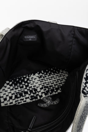 Chanel Towelling Beach Tote With Logo In  Black And White