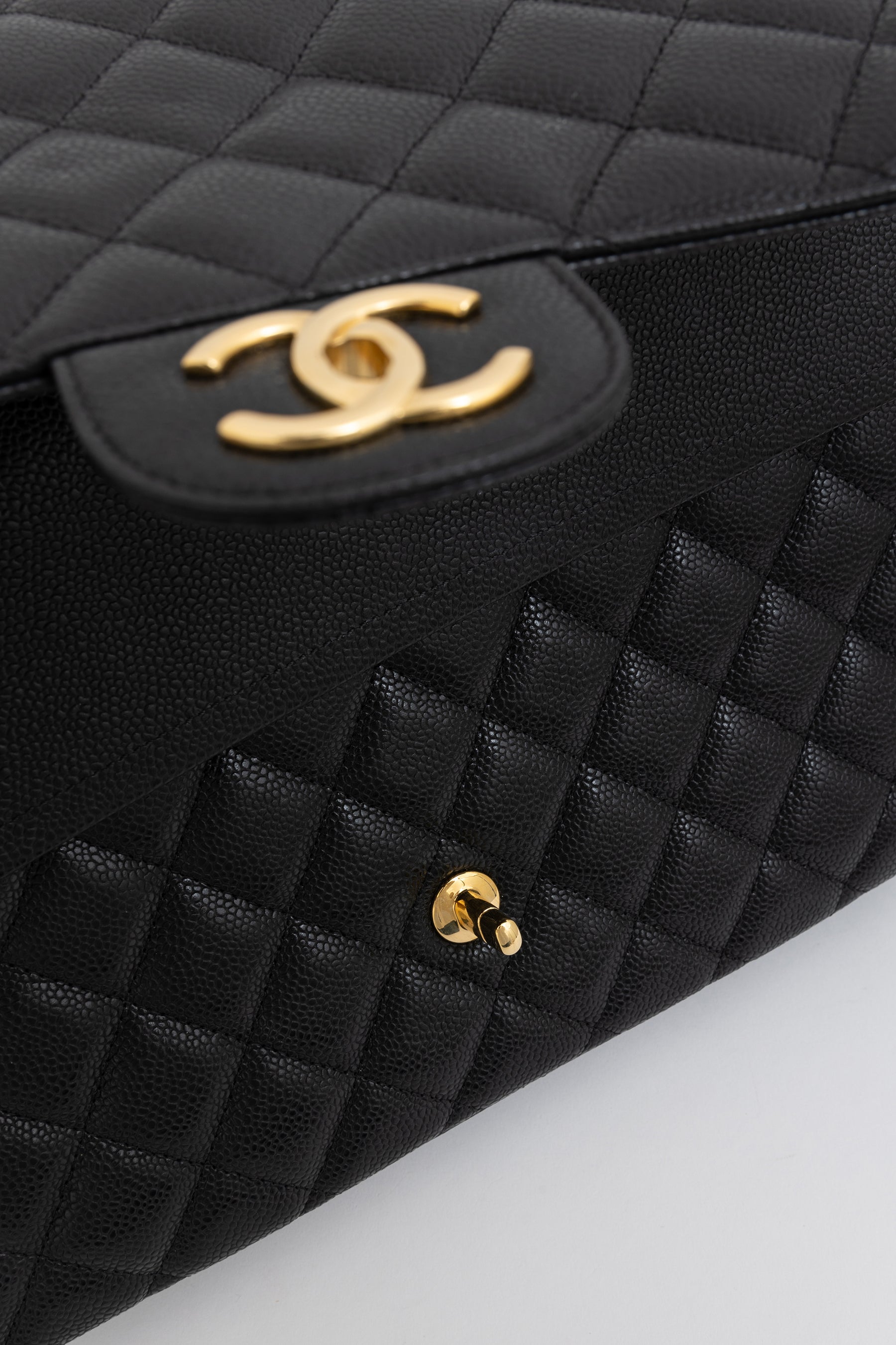 Caviar Leather Jumbo Classic Flap