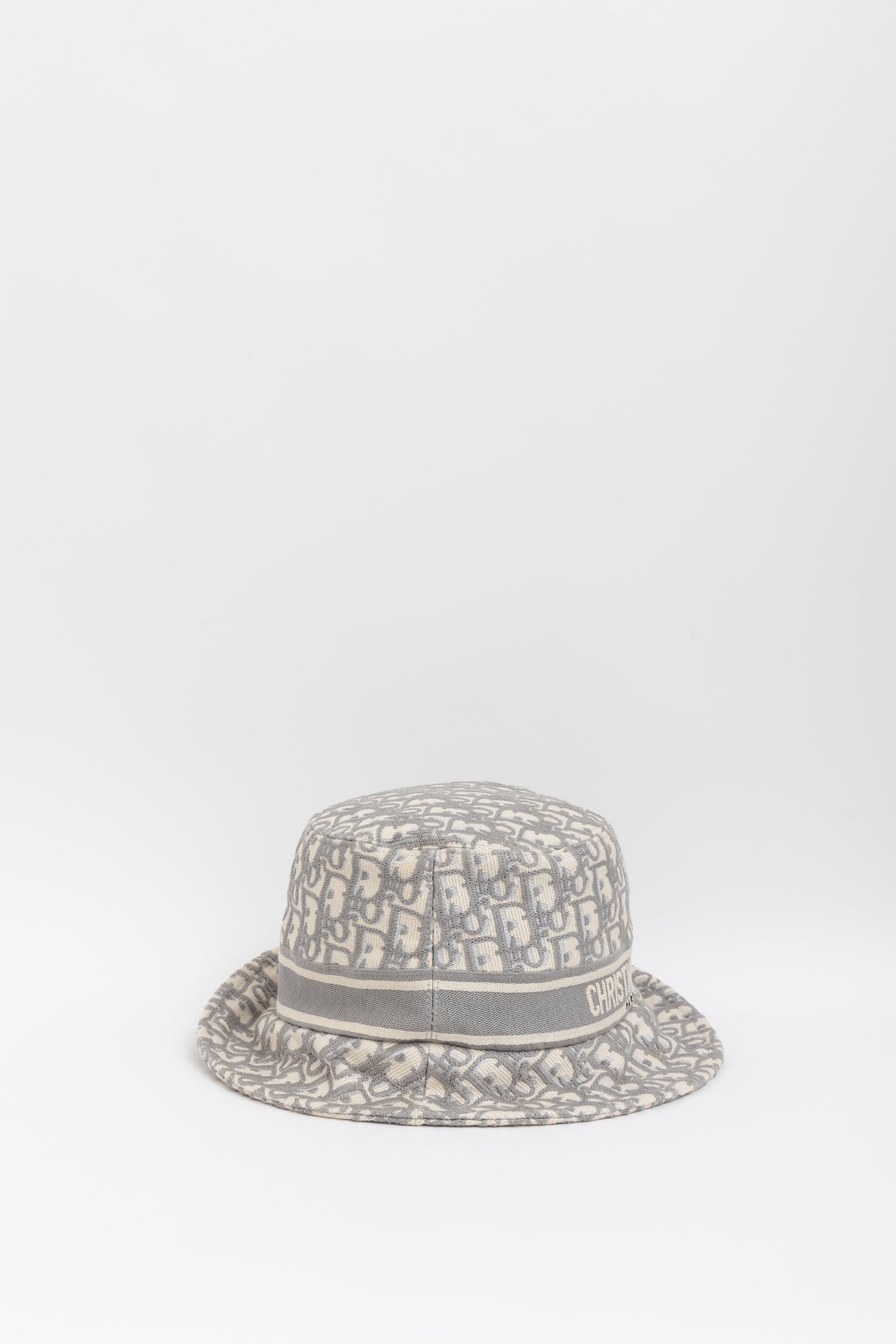 Oblique Small Brim Bucket Hat White