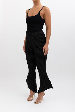 Pleated Kick Flare Pant