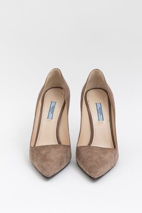 Suede Pointed Pump