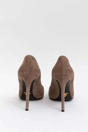 Suede Pointed Pump