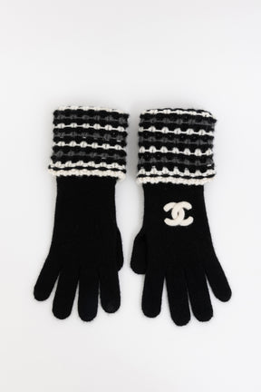 CC Gloves Black And White