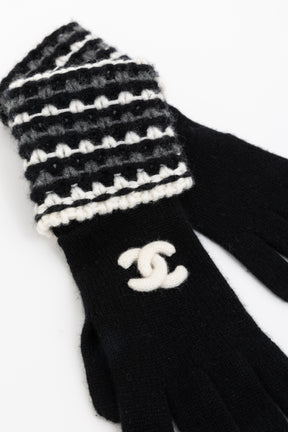 CC Gloves Black And White