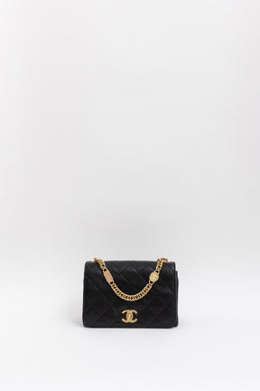 'Charm' Seasonal Flap Bag