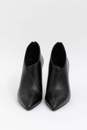 Hermès Black Pointed Leather Booties, 38