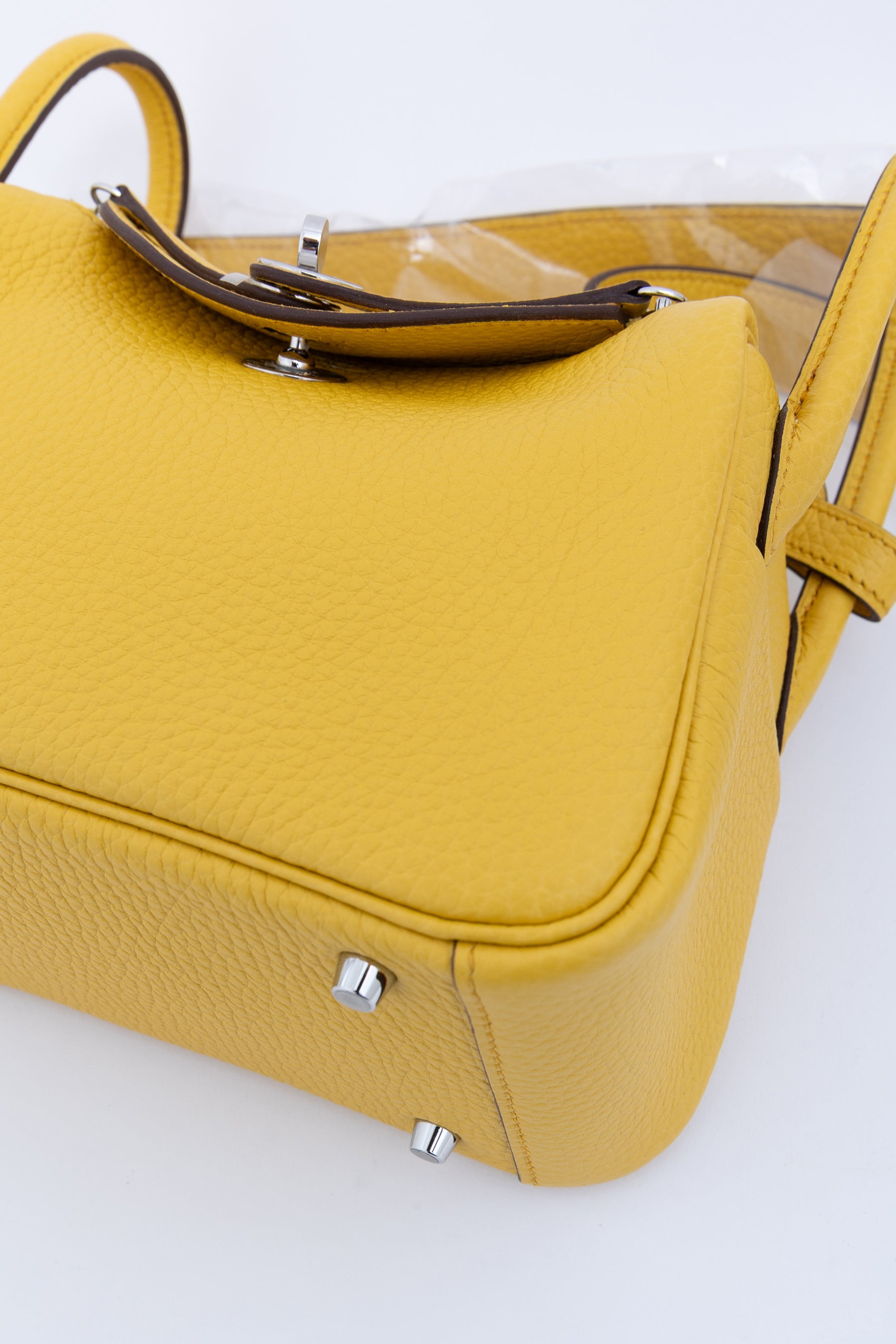 Jaune Ambre Clemence Mini Lindy Bag