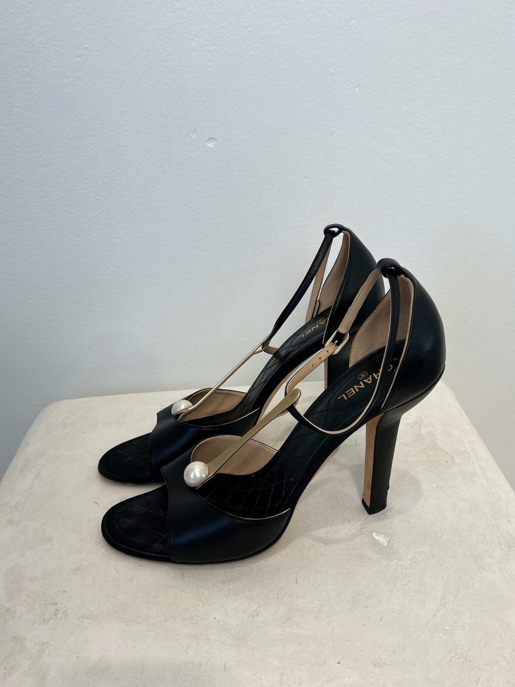 Chanel Black Pearl T Bar Pumps, 41 C