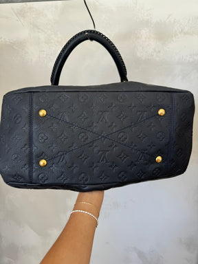 Louis Vuitton Navy Monogram Leather Artsy MM Bag