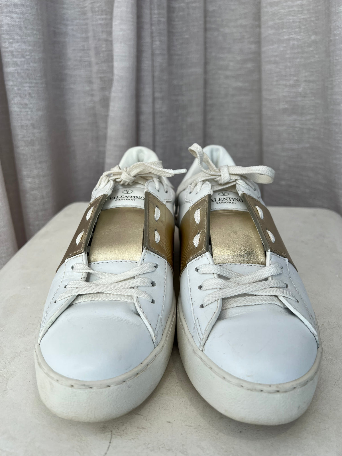 Valentino Garavani White and Gold Leather Rockstud Sneakers, 38.5