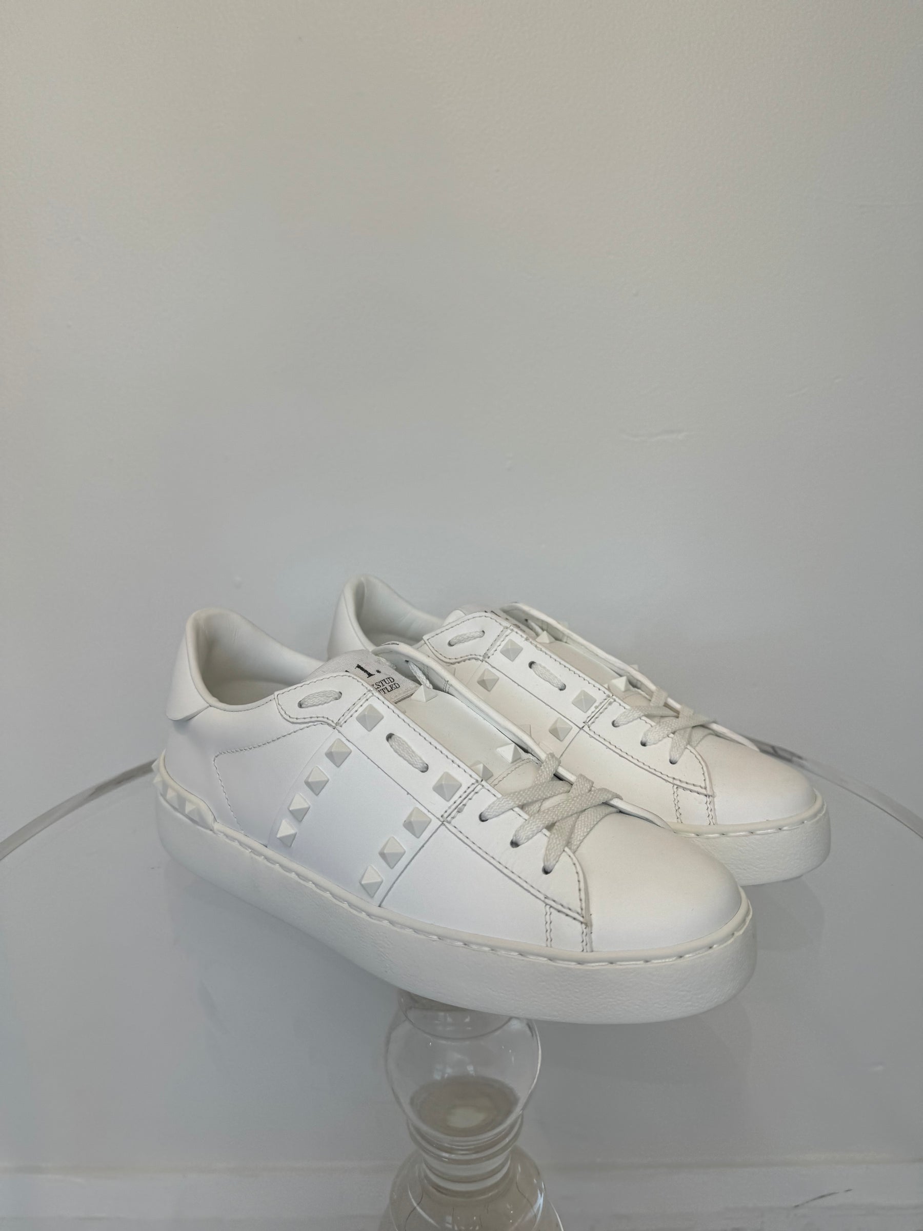 Valentino Garavani White Rockstud Sneakers, 39