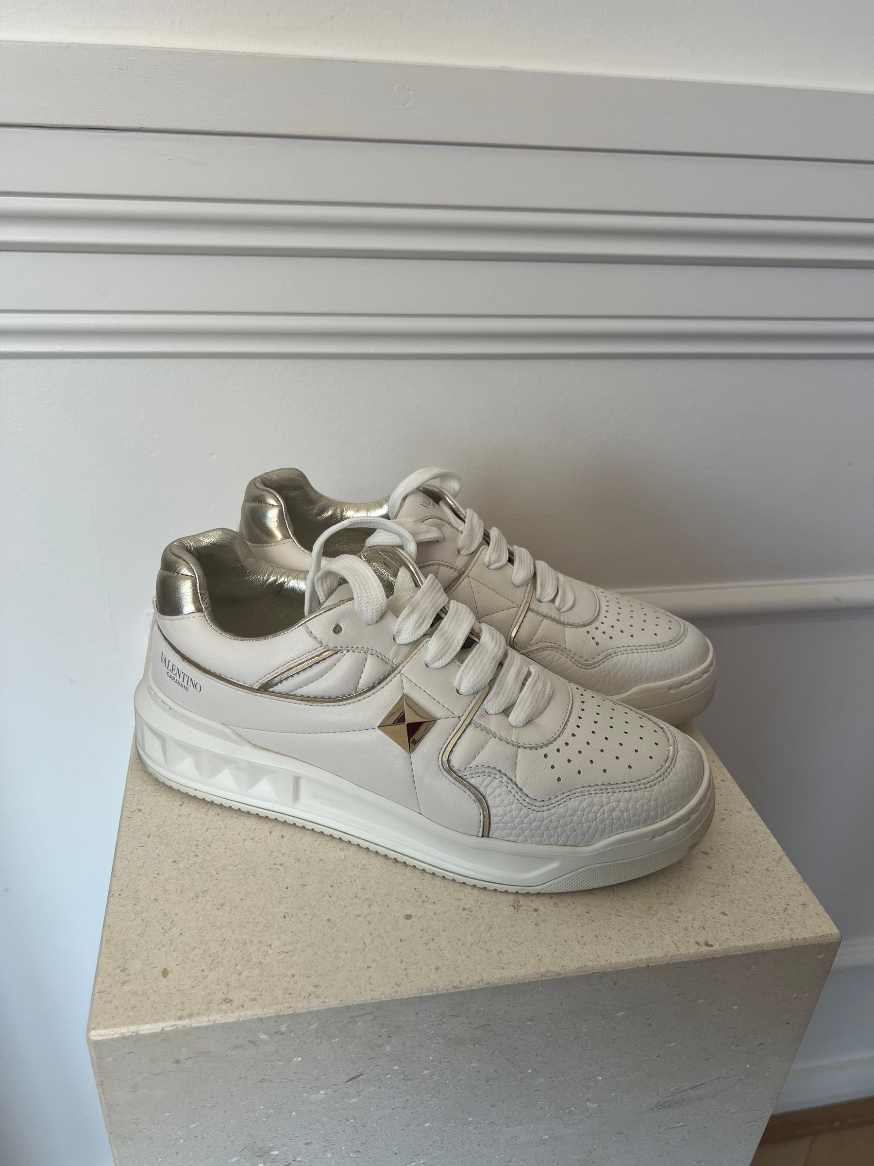 Valentino Garavani White One Stud Sneakers, 38.5