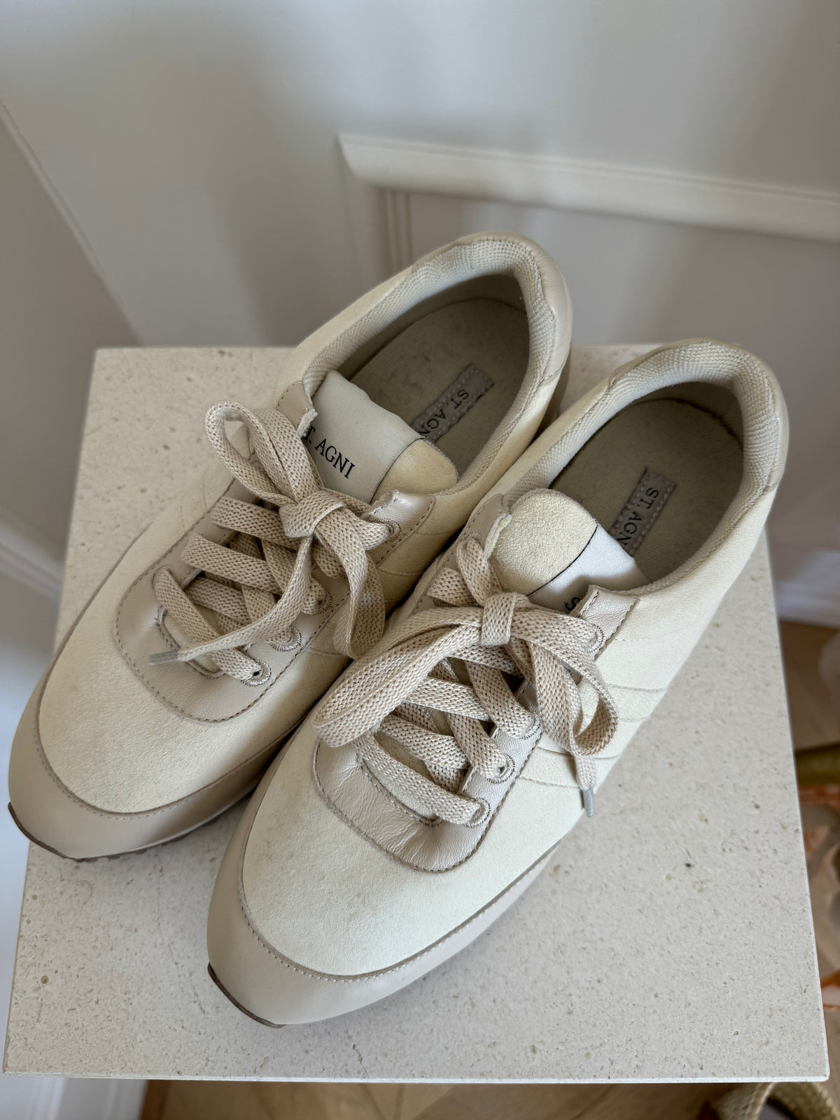 St Agni Suede Sneakers Cream, 40