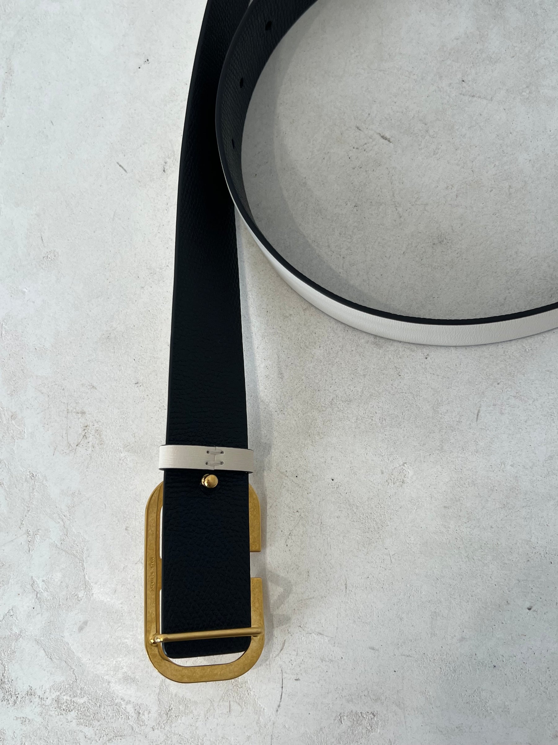 Valentino Garavani Black and Cream Reversible Leather Logo Belt, 80